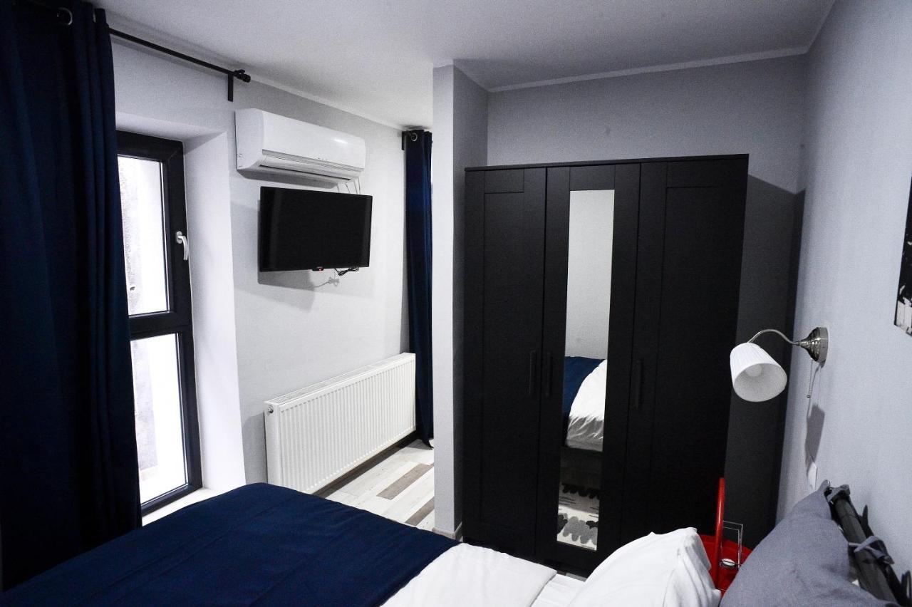Heights Accommodation City Center ブカレスト エクステリア 写真