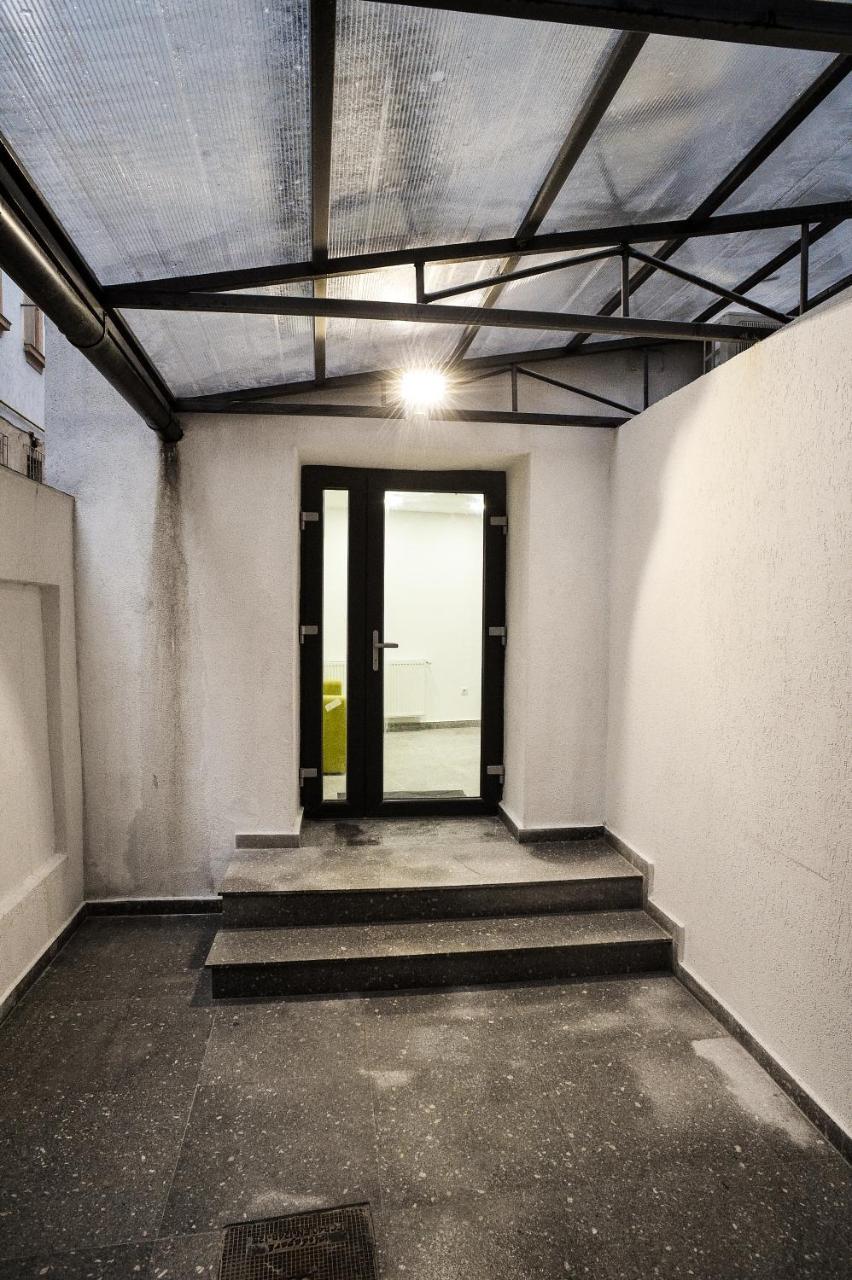 Heights Accommodation City Center ブカレスト エクステリア 写真