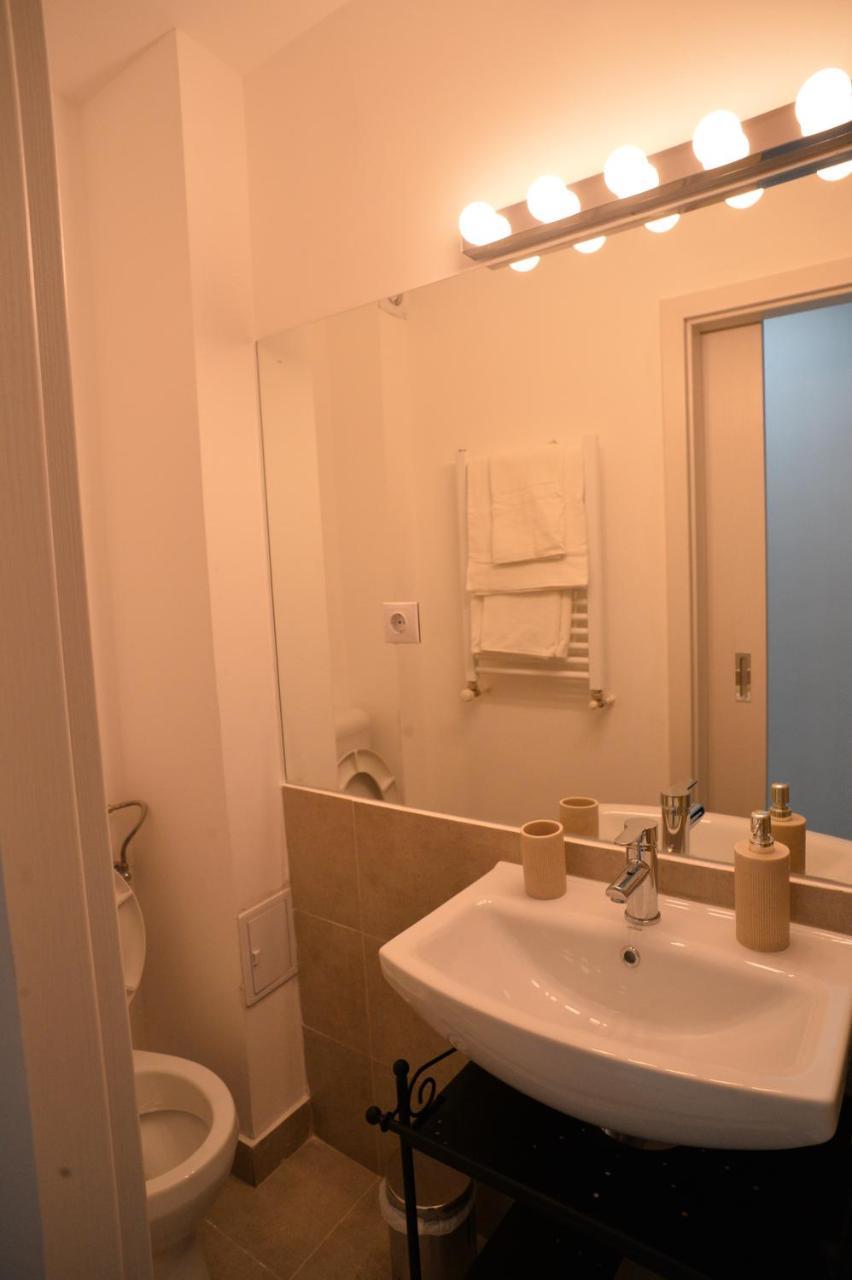 Heights Accommodation City Center ブカレスト エクステリア 写真